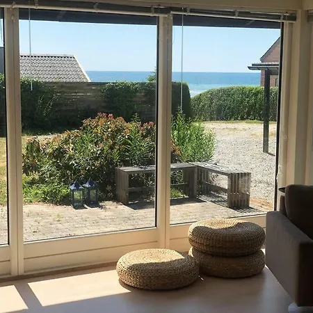 House With Sea View, Private Area, Garden, 3 Bedrooms, Free Wifi And Parking