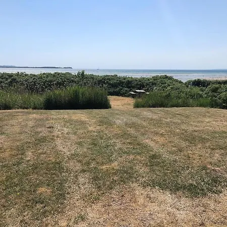 House With Sea View, Private Area, Garden, 3 Bedrooms, Free Wifi And Parking *